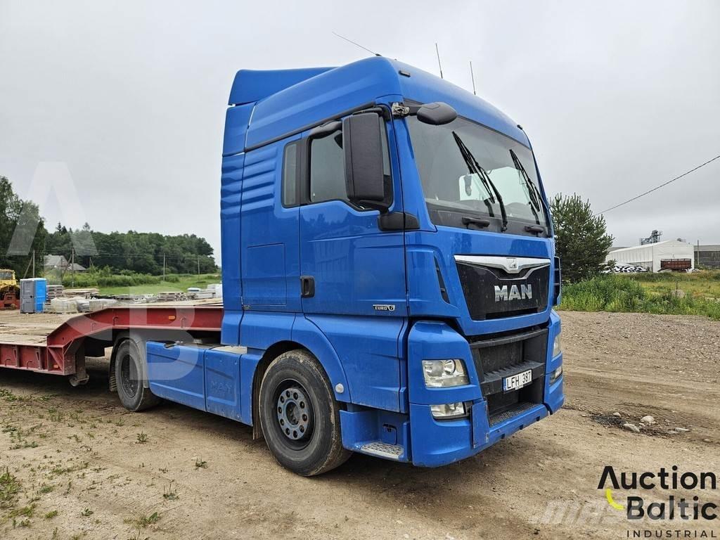 MAN 18.400 牵引车