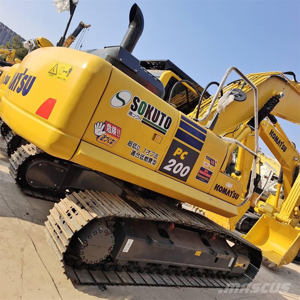Komatsu PC 200 履带挖掘机