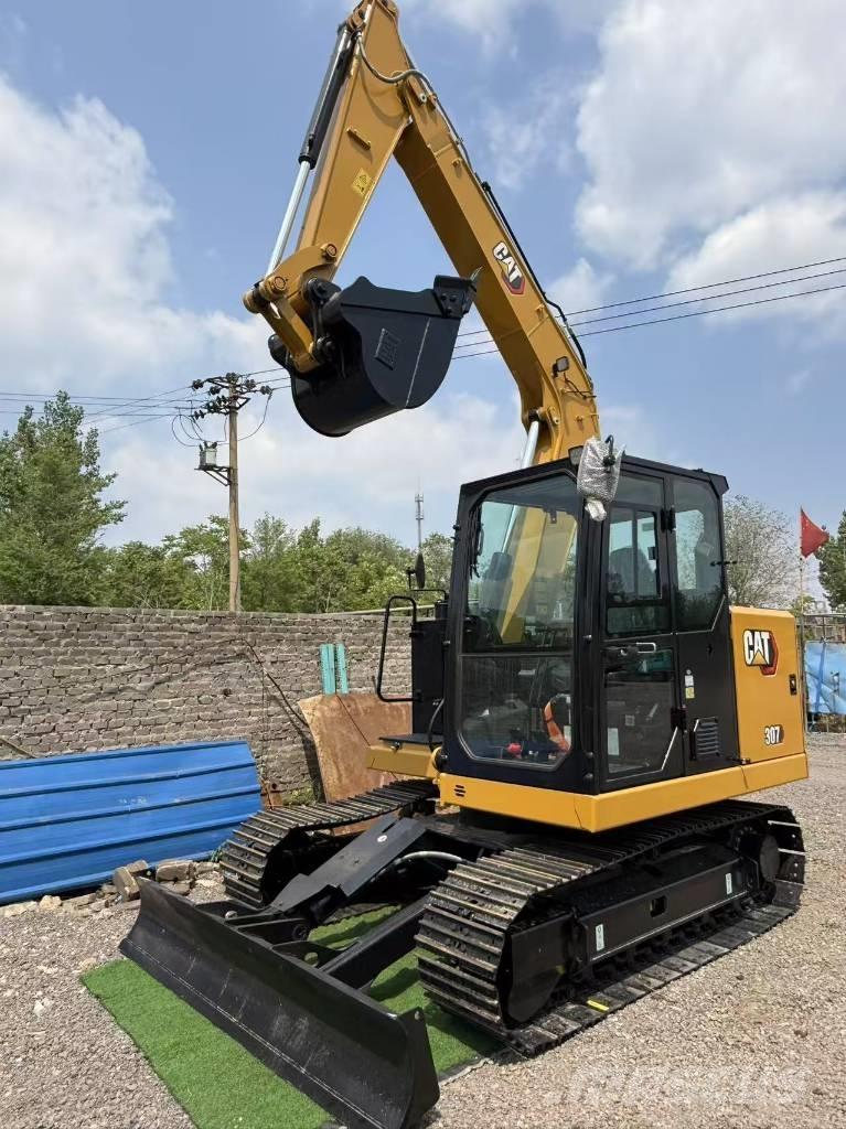 CAT 307 履带挖掘机