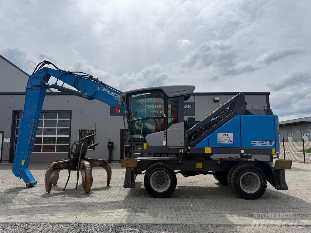 Fuchs MHL 320 工业挖掘机