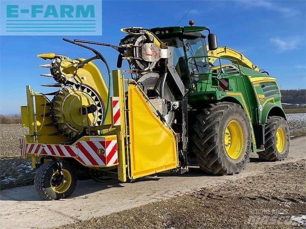 John Deere 8500 自走式青贮饲料收割机