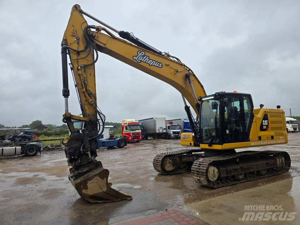 CAT 320 履带挖掘机