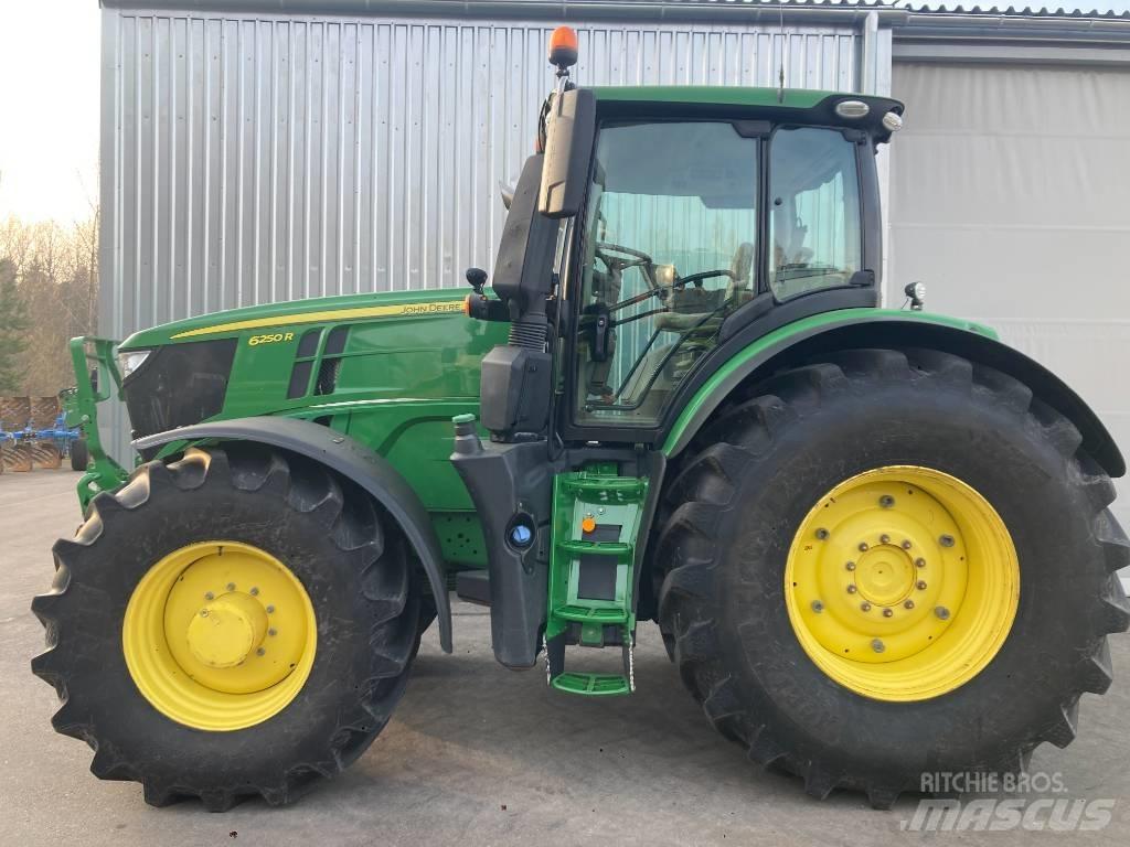 John Deere 6250 R 拖拉机/农用车