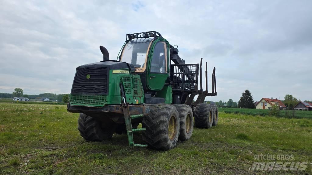 John Deere 1210 E 集运机