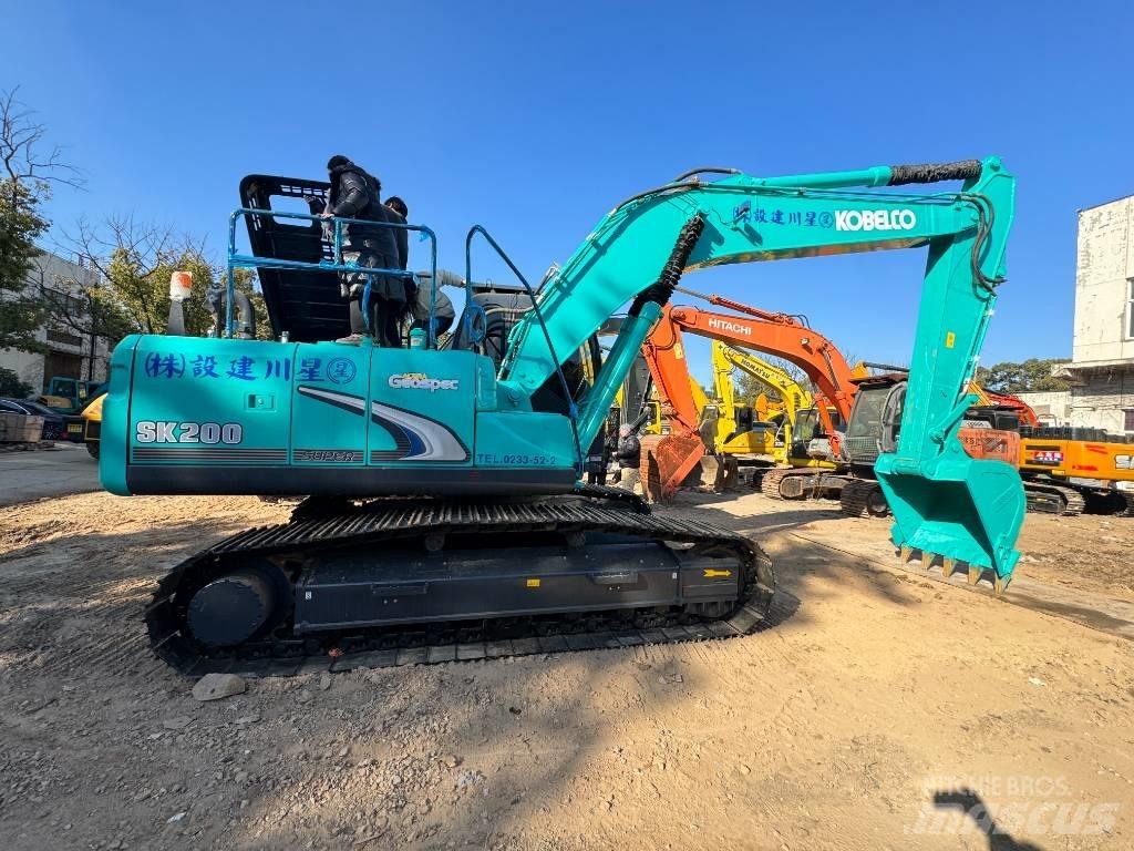 Kobelco SK 200-8 履带挖掘机