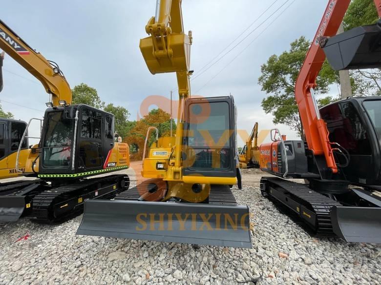 Komatsu PC 70 中型挖掘机