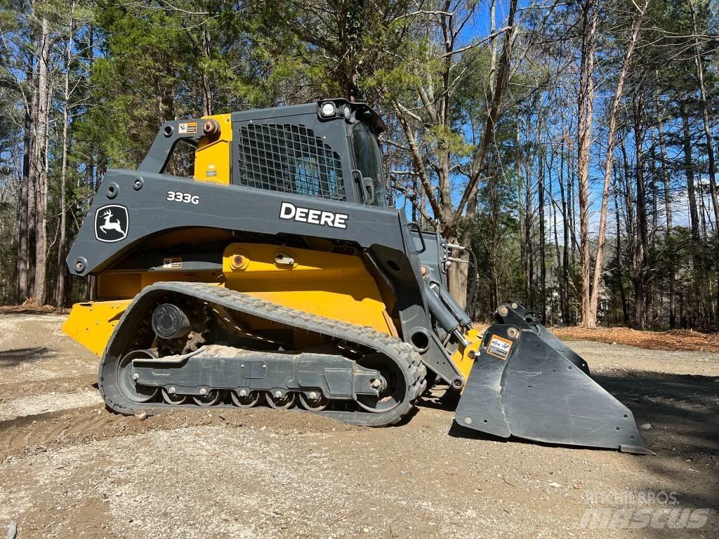 John Deere 333G 滑移装载机