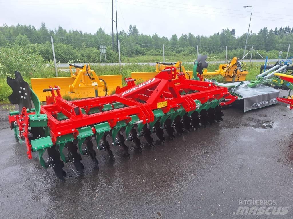 Agro-Masz BT-40 圆盘耙