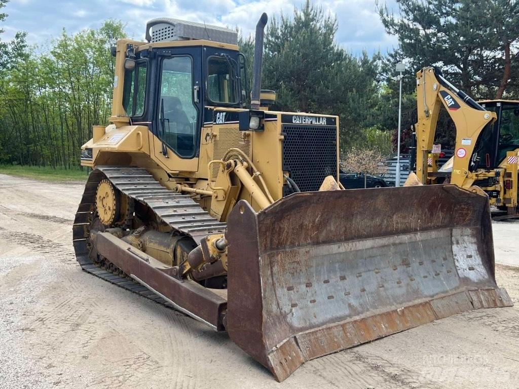 CAT D 6 M 履带式推土机
