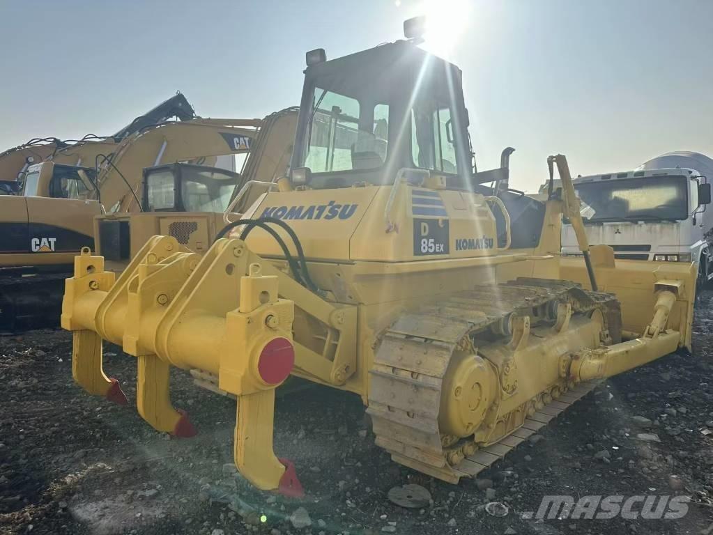 Komatsu D 85 E 履带式推土机