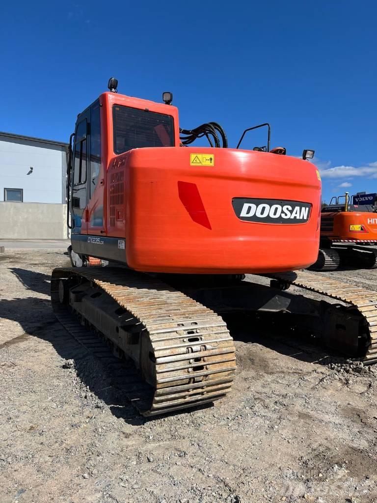 Doosan DX 235 LCR 履带挖掘机