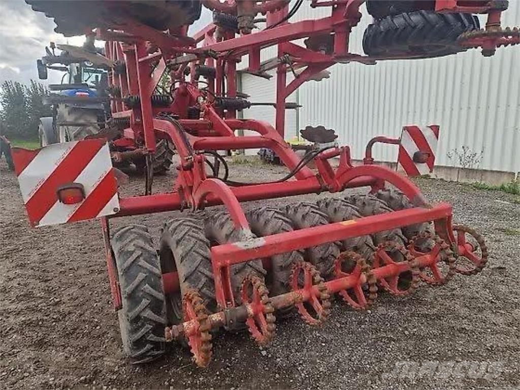 Horsch Tiger 4 AS 手扶中耕机
