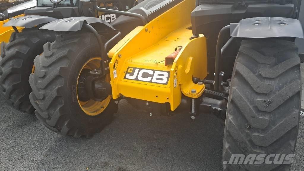 JCB 535-95 伸缩臂叉装车|叉装车