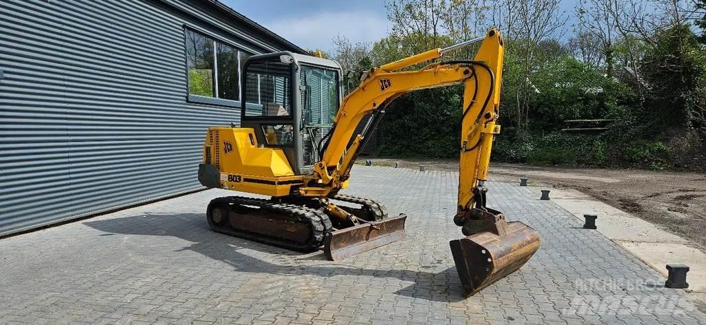 JCB 803 小型挖掘机