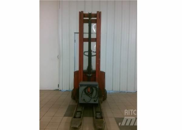 Manitou MA150FR570 行走式堆垛机