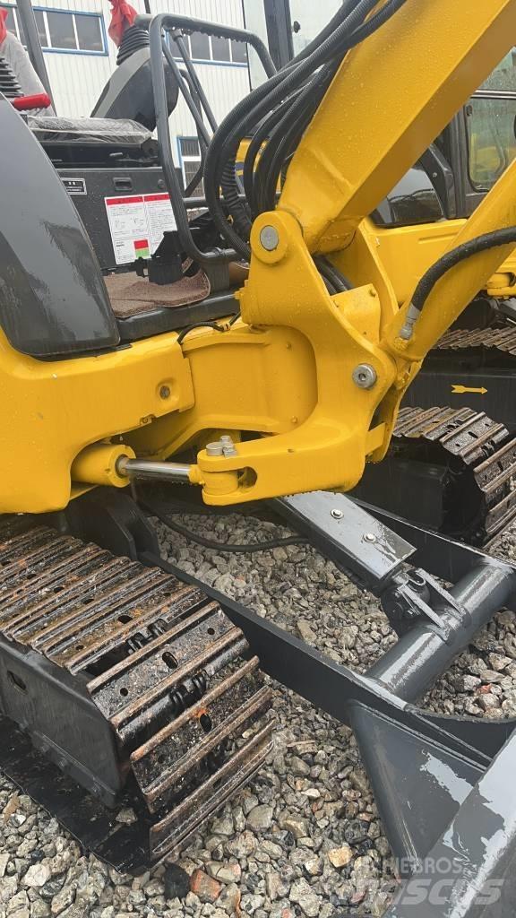 Komatsu PC 30 履带挖掘机