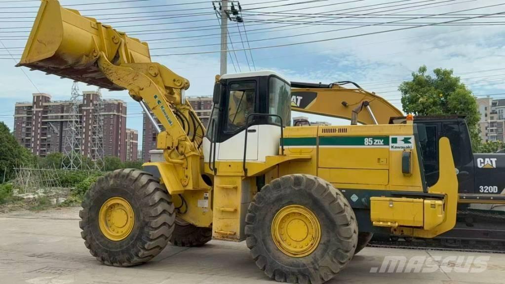 Kawasaki 85 Z 轮式装载机