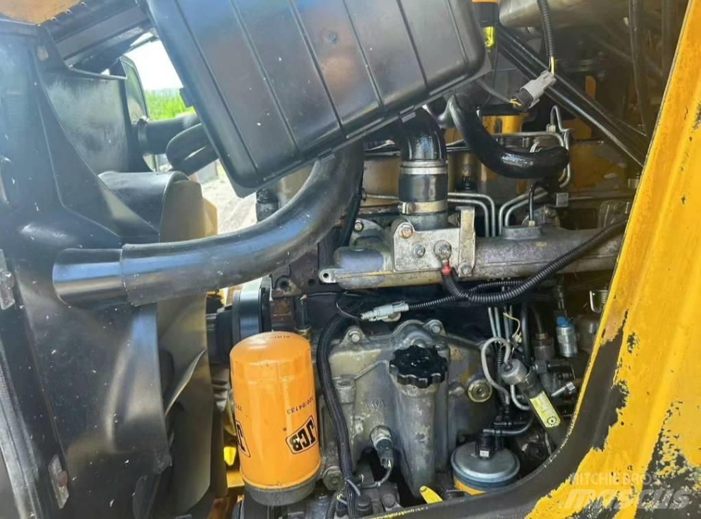 JCB 3 CX 反铲装载机