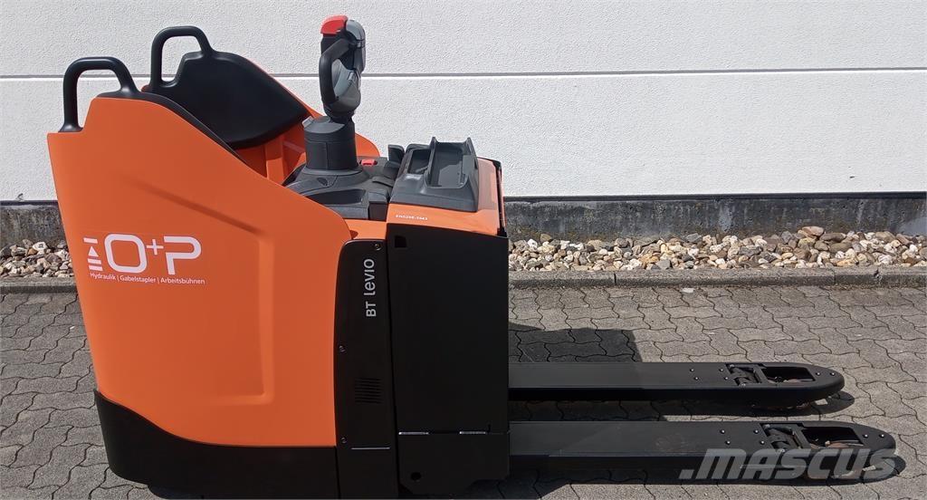 Toyota LPE 250 手推堆垛车