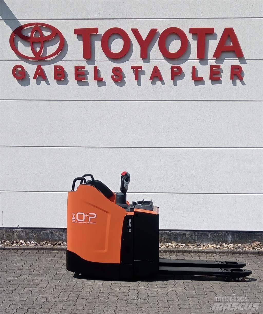 Toyota LPE 250 手摇升降机