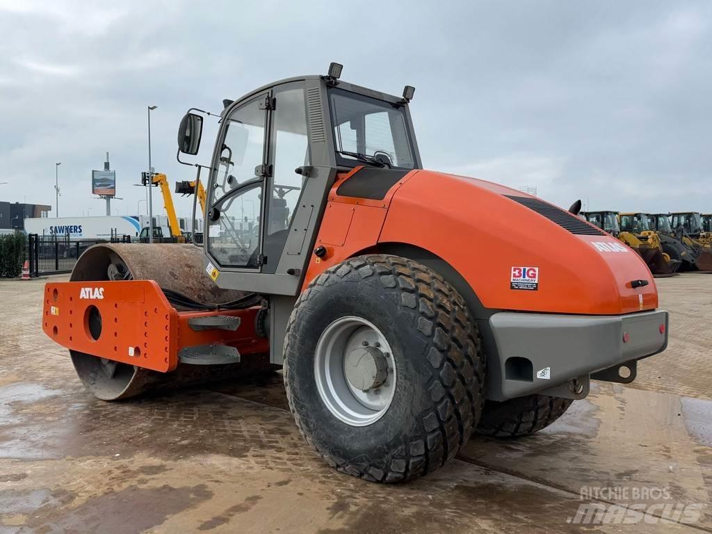Atlas AW1120 单轮压路机