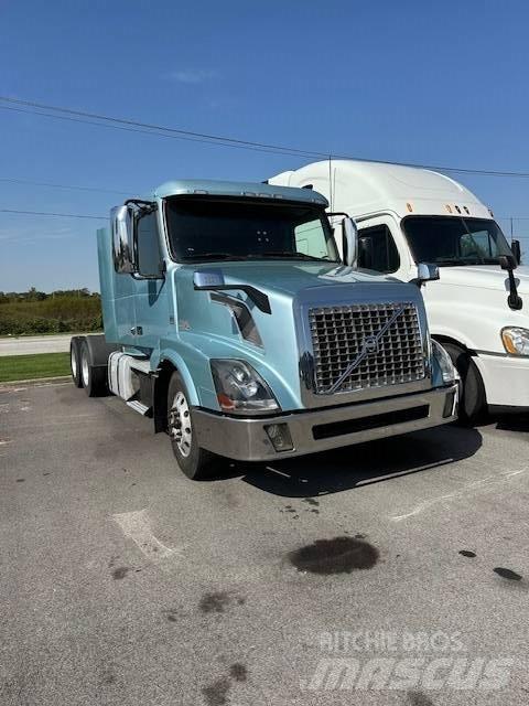 Volvo VNL 430 牵引车