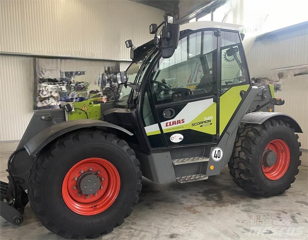 CLAAS Scorpion 746 电动叉车