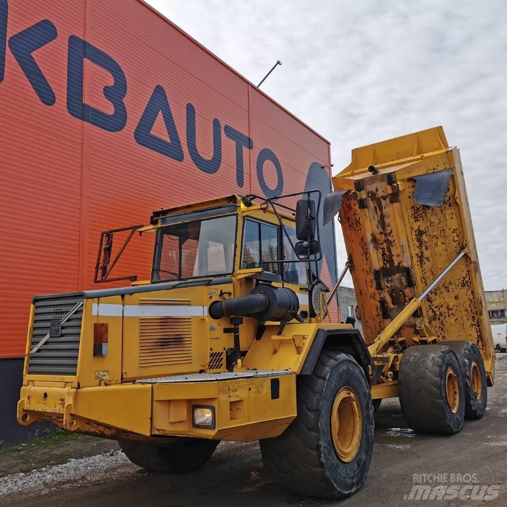 Volvo A 30 C Dumper 铰接式自卸车