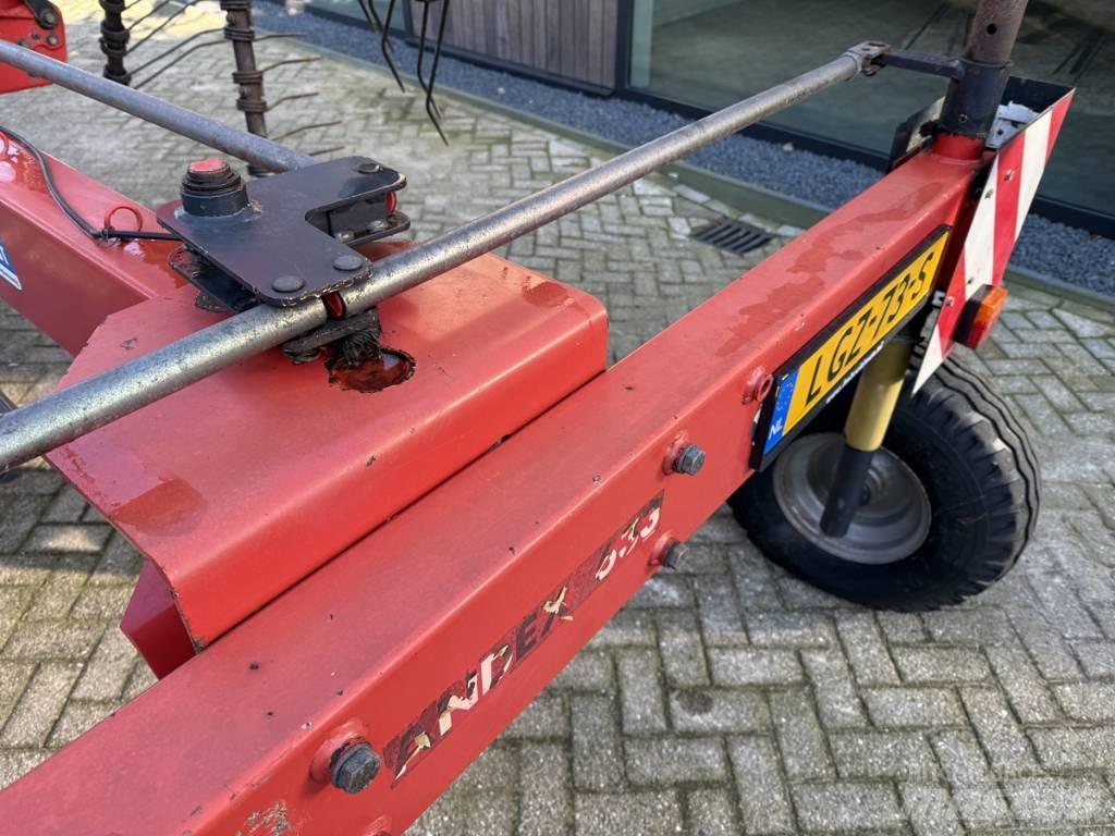 Vicon Andex 633 hark 料堆整形机
