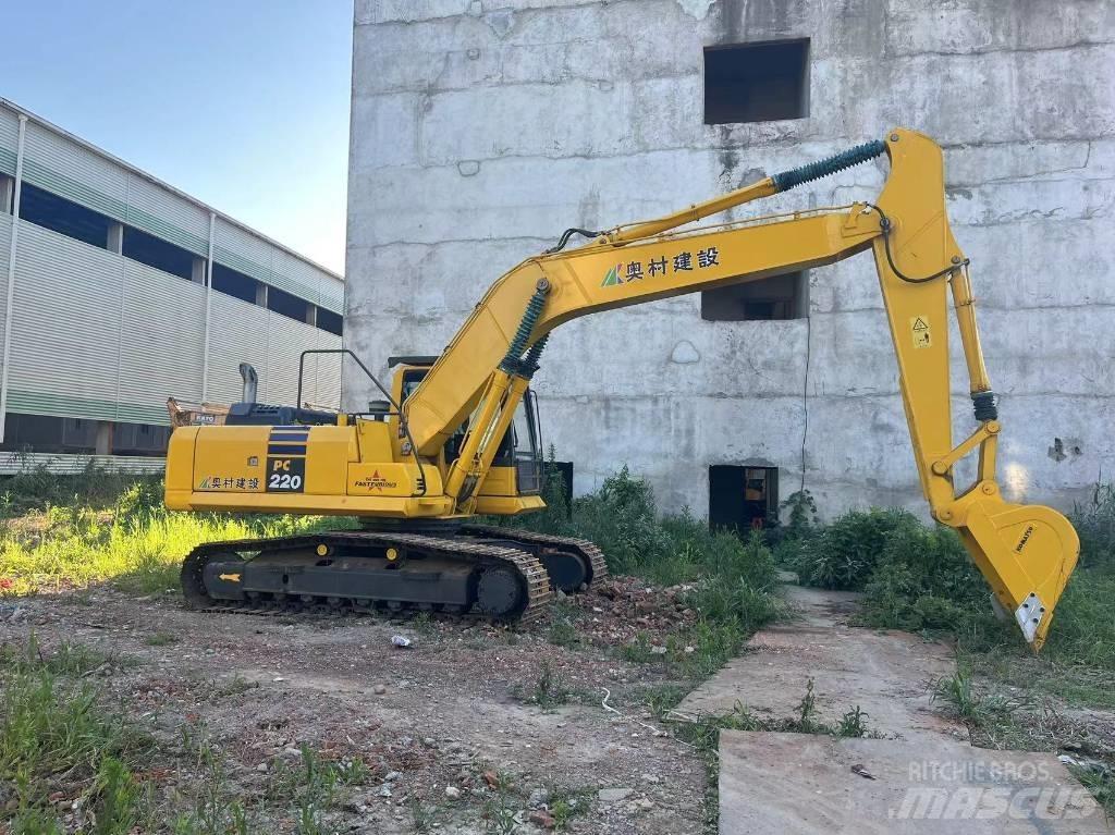 Komatsu pc220-8mo 履带挖掘机