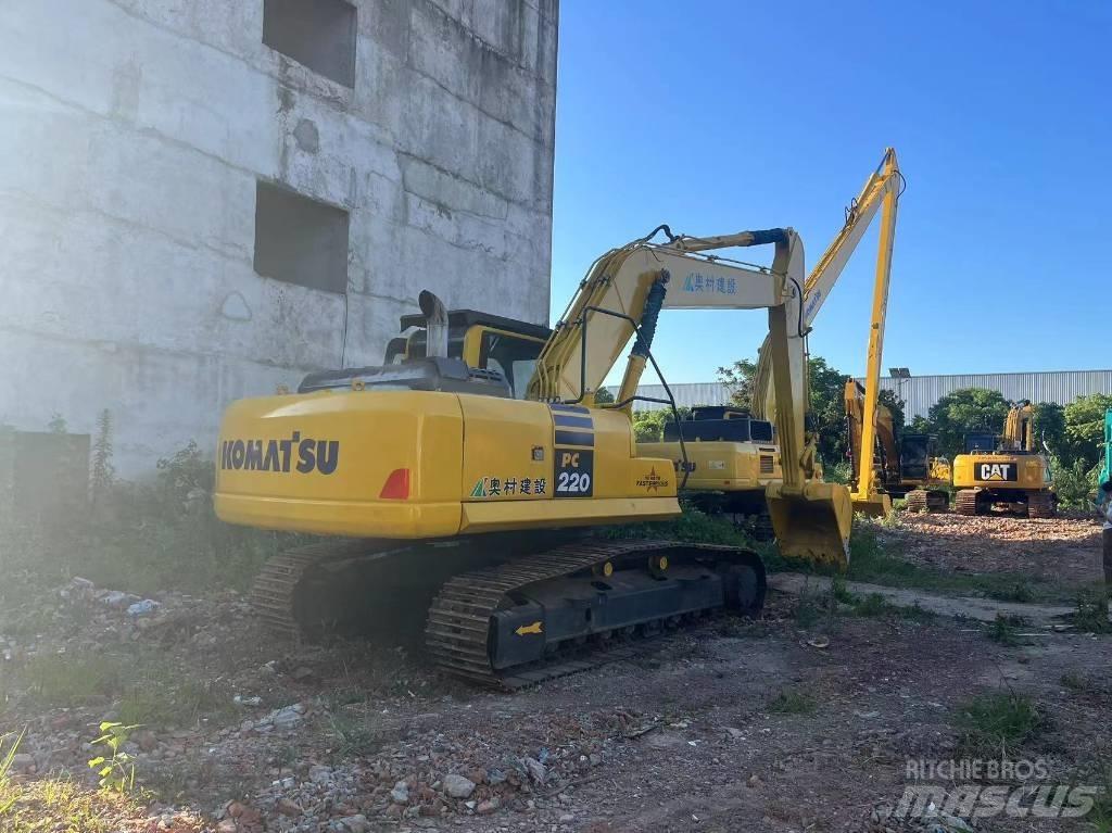 Komatsu pc220-8mo 履带挖掘机