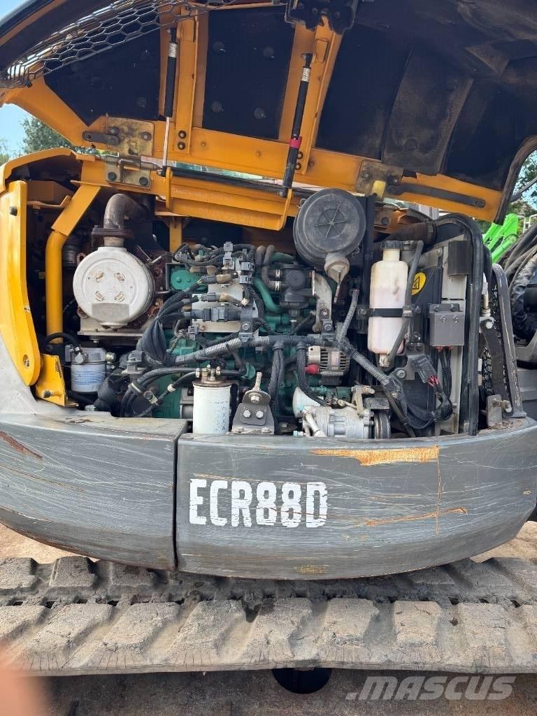 Volvo ECR 88 D 中型挖掘机