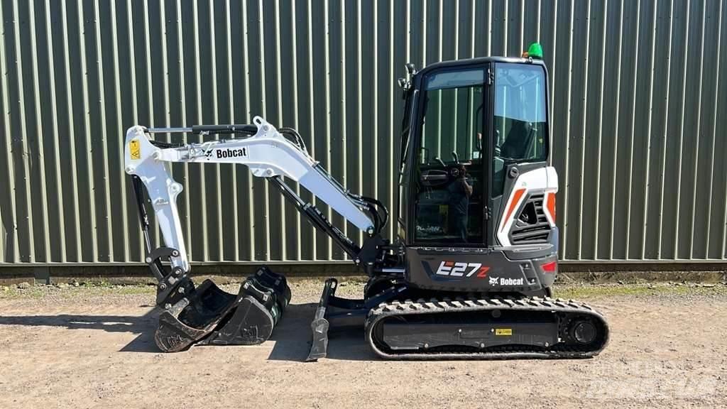 Bobcat E27Z 小型挖掘机