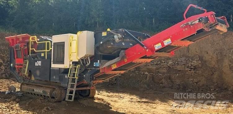 Sandvik QJ 241 移动式破碎机