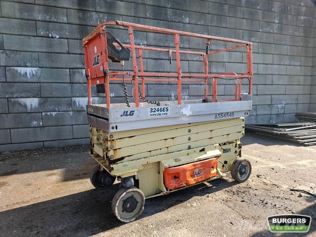 JLG 3246ES 剪叉式升降机
