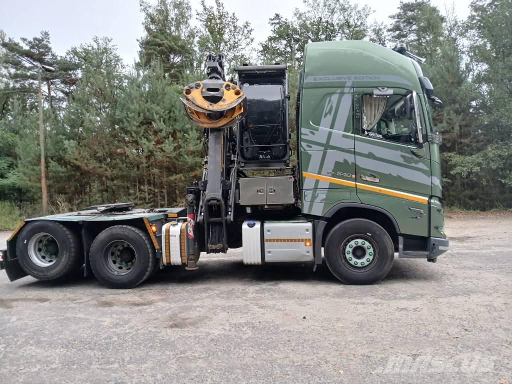 Volvo FH 碎木车