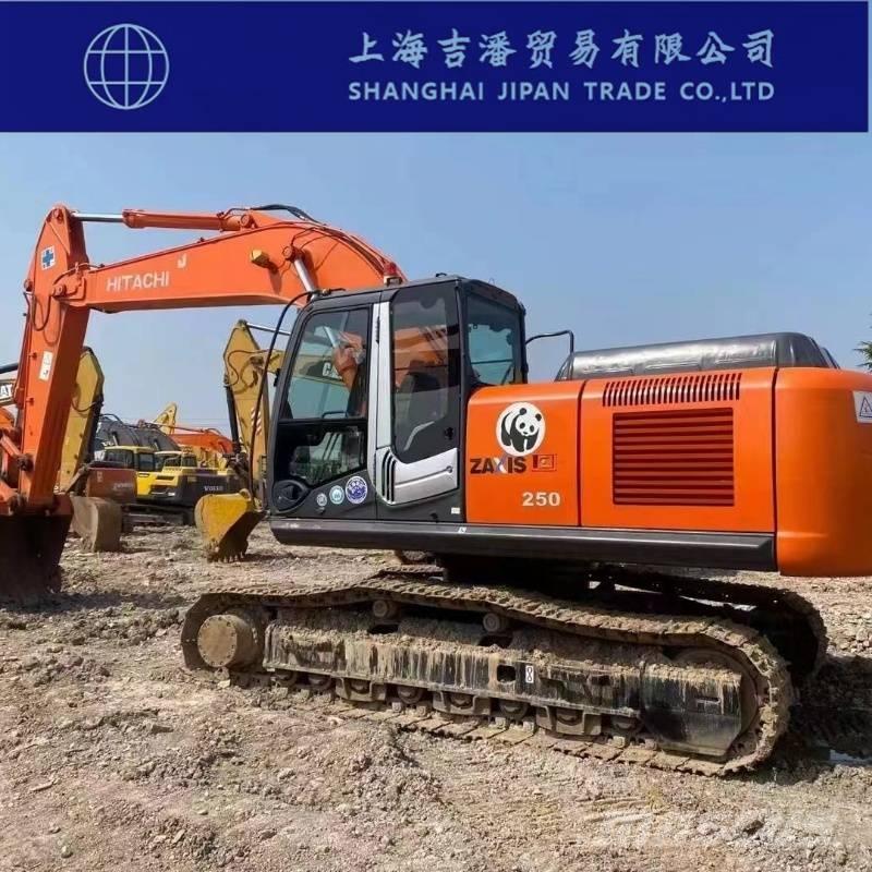 Hitachi ZX 250 履带挖掘机