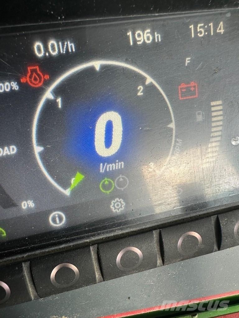 Avant 860 i 小型装载机