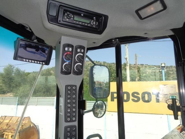 CAT 966K 轮式装载机