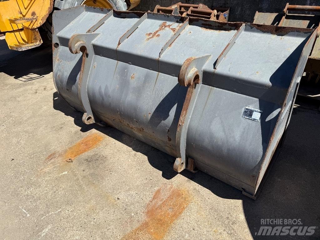 Volvo L 45 B 轮式装载机