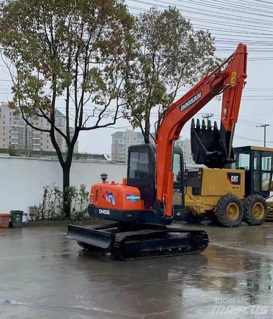 Doosan DH 55 小型挖掘机