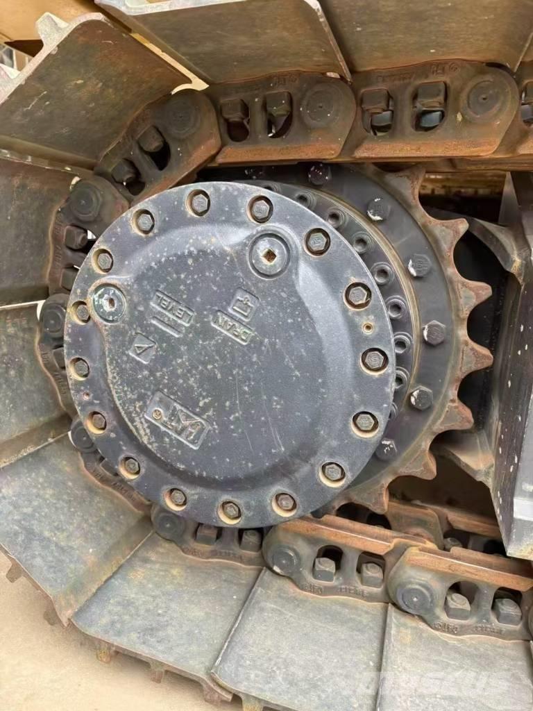 CAT 320 E 履带挖掘机