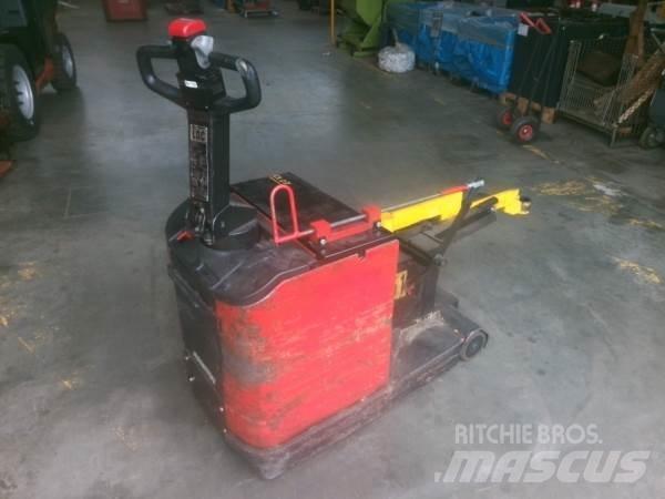 Manitou TA30 行走式堆垛机