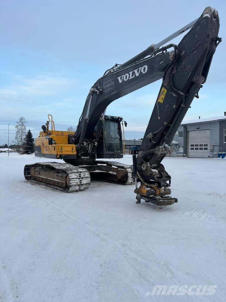 Volvo EC 250 D L 履带挖掘机