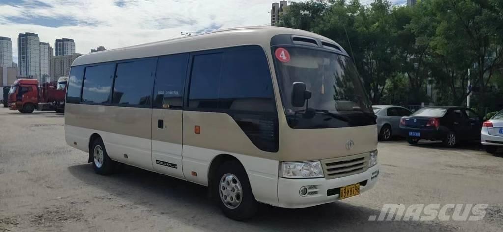 Toyota Coaster Bus 迷你巴士