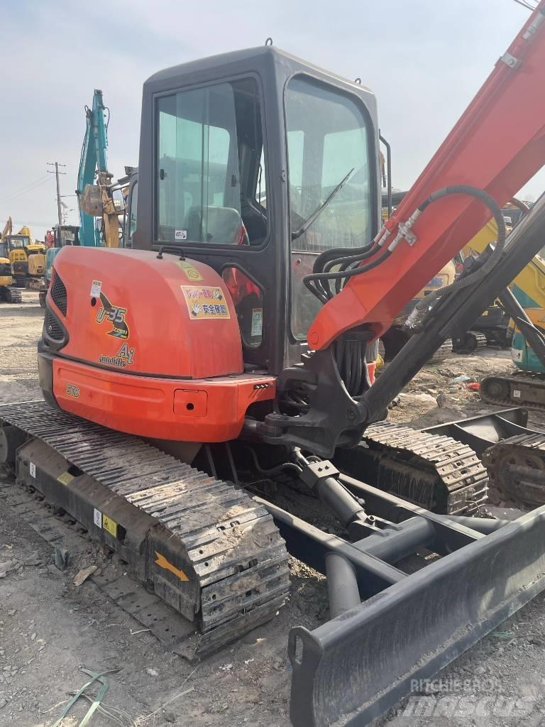 Kubota U35 小型挖掘机