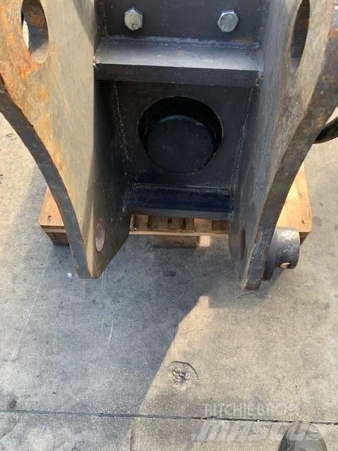 Atlas Copco SB 702 破碎锤