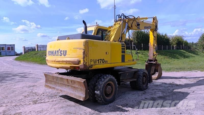 Komatsu PW 170-6 轮式挖掘机