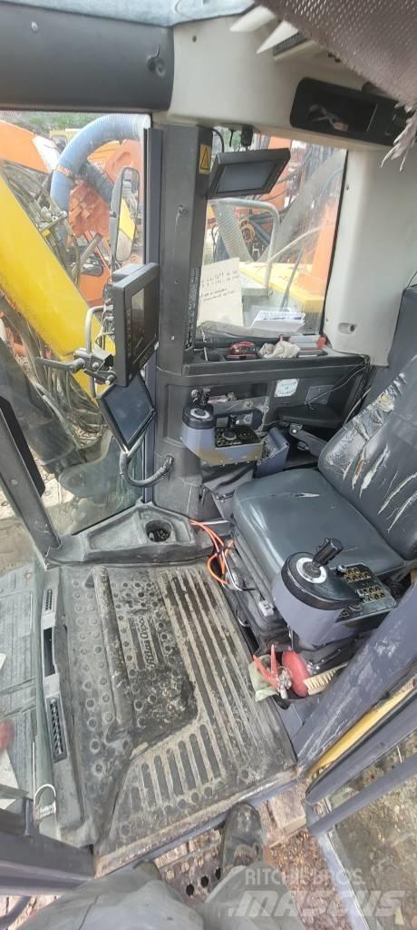 Atlas Copco D9 C 钻孔机