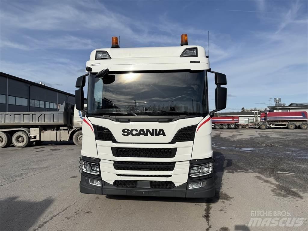 Scania P 360 6X2 平板车